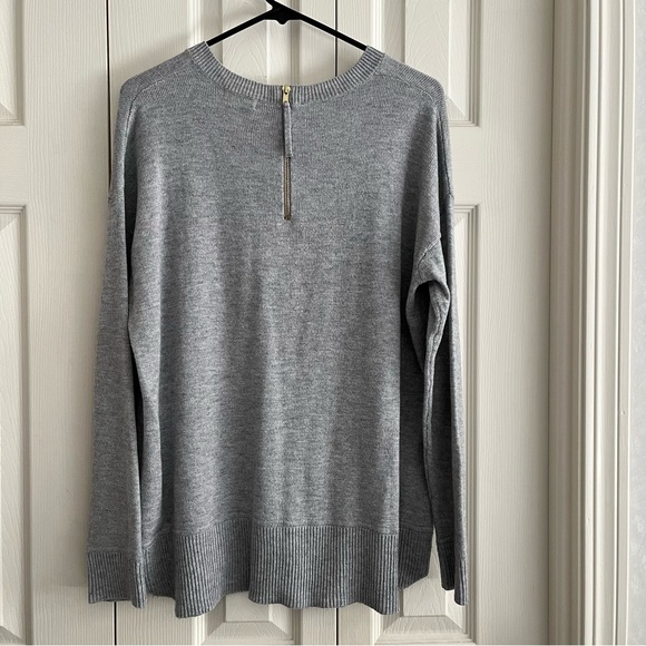 H&M Gray Sweater - Picture 2 of 4